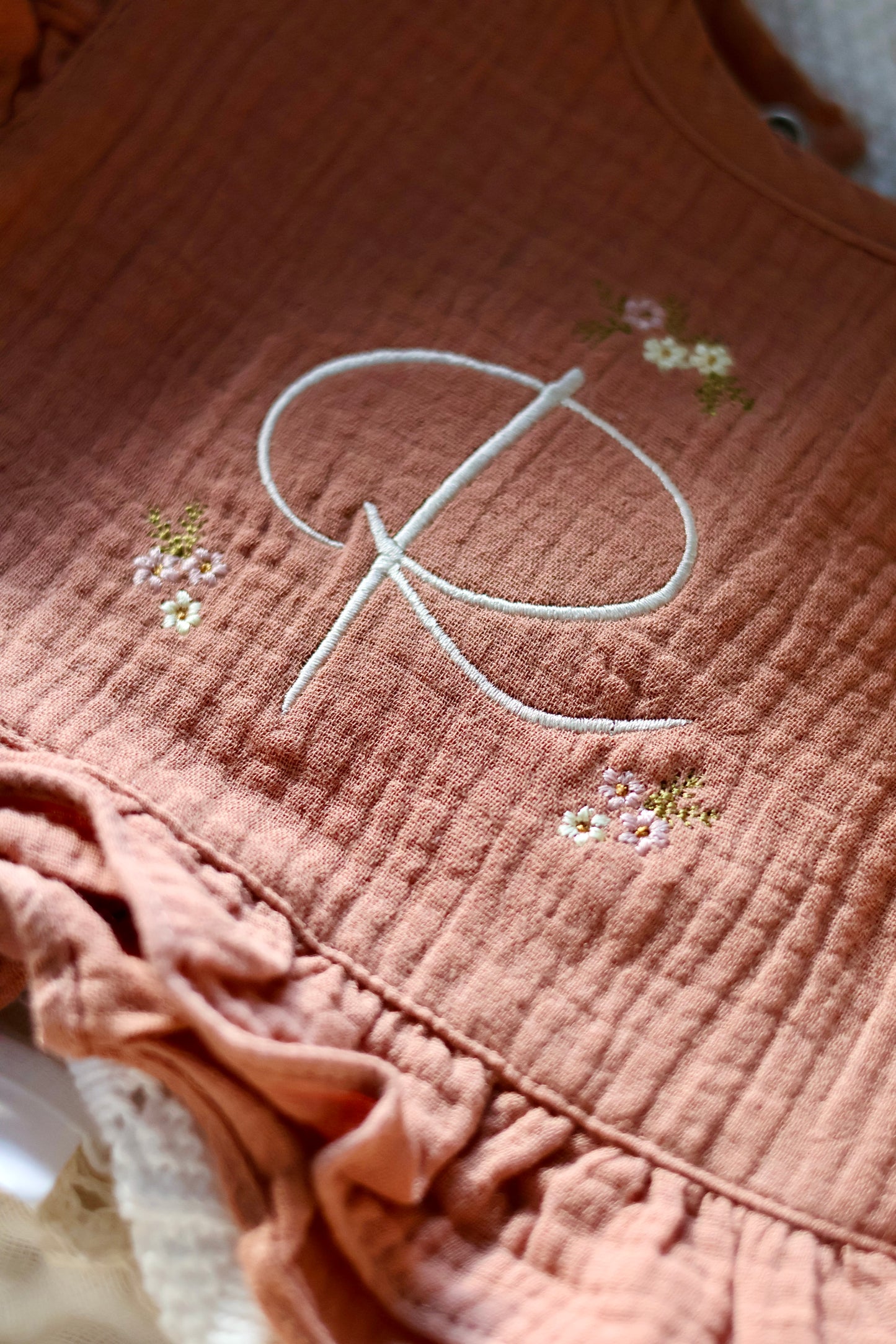 The keepsake ruffle bib- Personalised