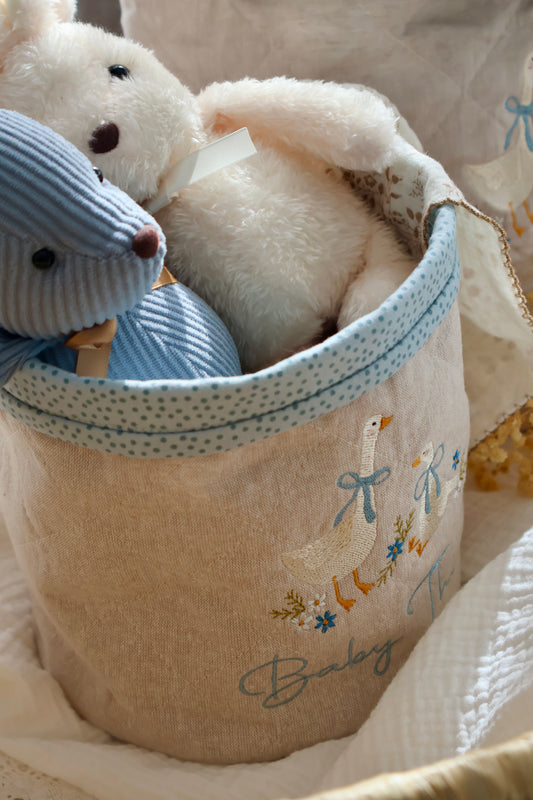 Quilted Linen Basket- Geese
