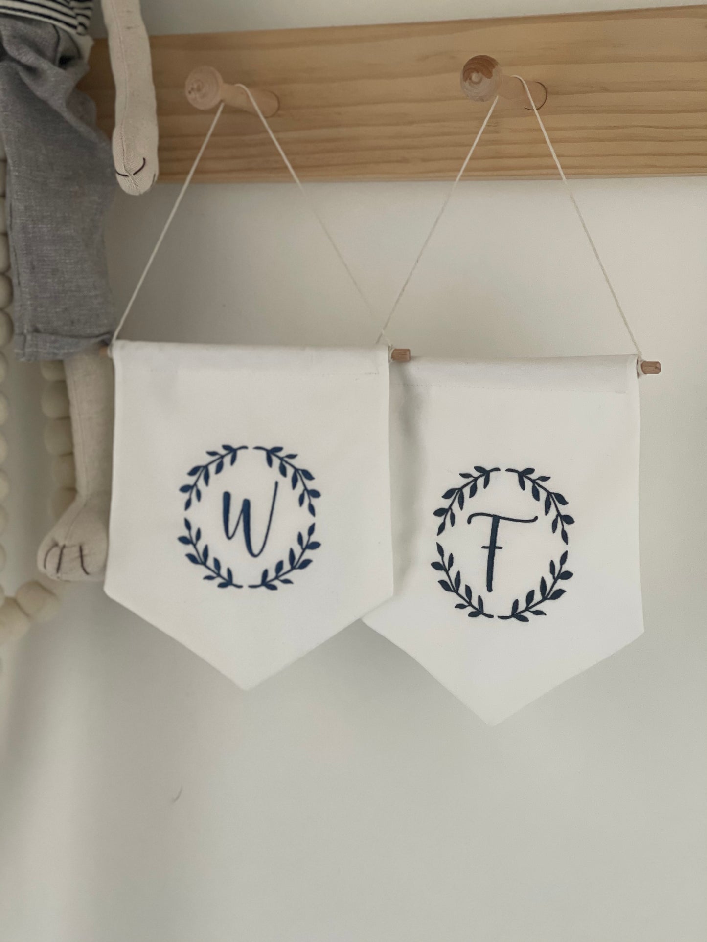 Vine Initial Mini Banner